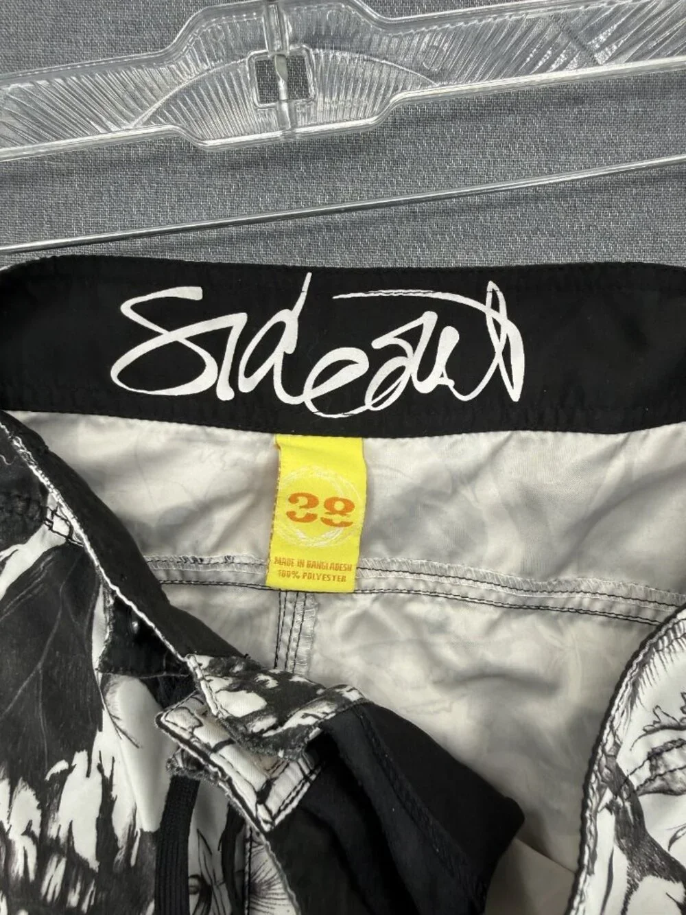Vtg Sideout Skull Board Shorts Mens 38 10